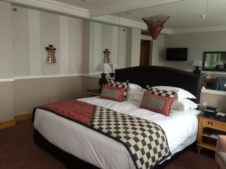 Meikles Hotel interior